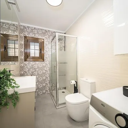 Lovely With Private Pool